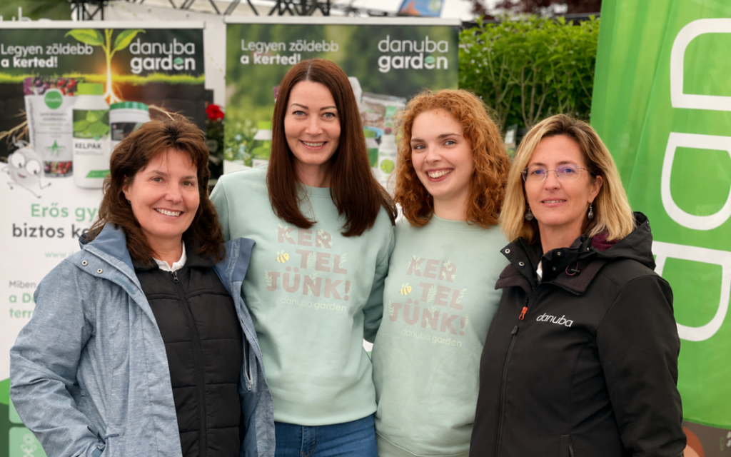 Garden Festival group photo.